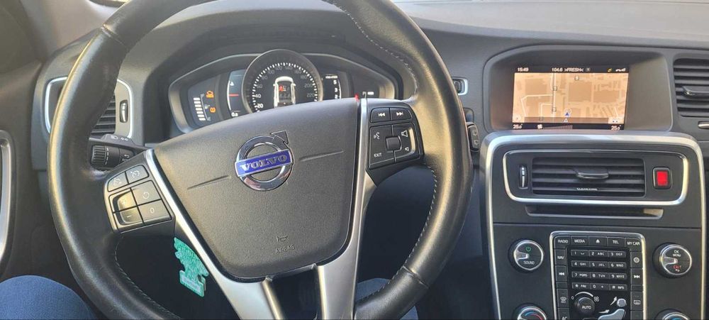 Volvo V60 2.0 гаражна