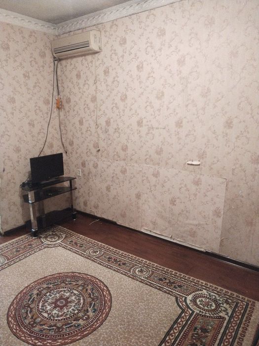 Продаётся квартира Чиланзар 2 квартал 1/4/4 панель без балкона