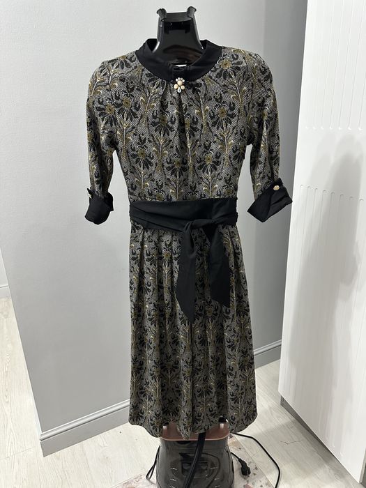 Платья в хорошем состоянии