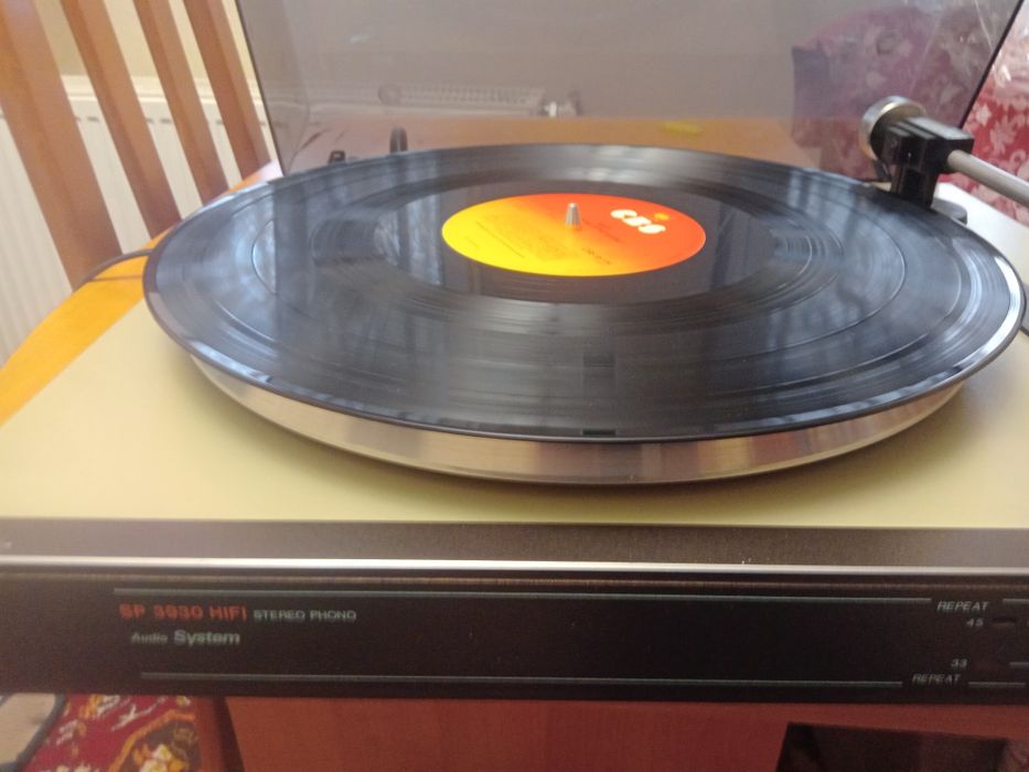 Pikup RFT automatic cu doza electromagnetică  model SP3930 HI FI Stere