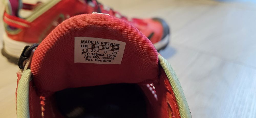 Adidasi salomon marime 37 1/3