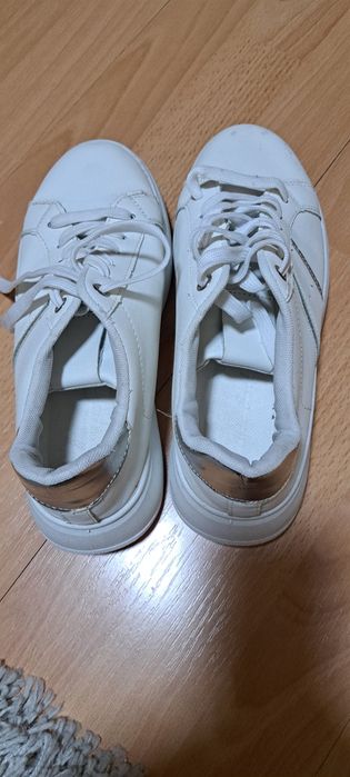 Adidași dama 38/39