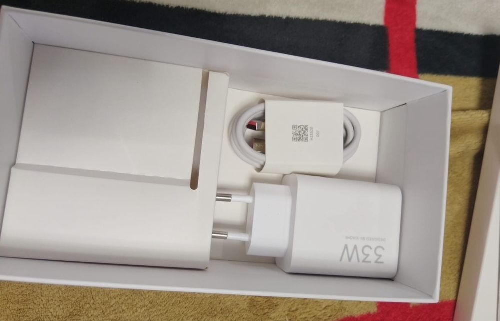 Продам Redmi 15 новая