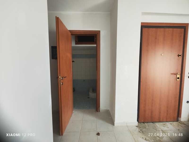 ПРОДАВА Просторен,нов апартамент в Паралия Офринио, Кавала