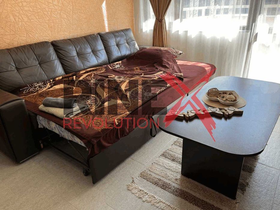 Дава се под наем Едностаен апартамент в Пловдив, Център - 65 кв.м за 590 € - Снимка #7