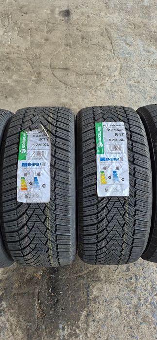 4 anvelope iarna noi Rockblade 235/45/17,dot 2025.Pretul este pe buc.