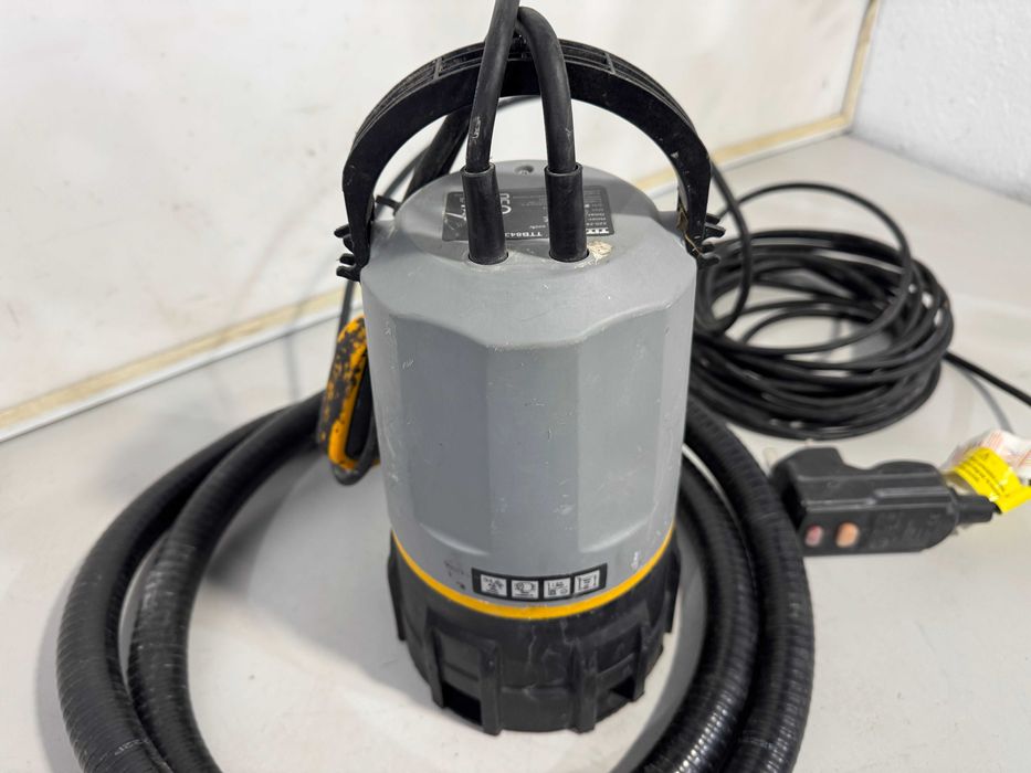 Помпа потопяема - Titan 400 W / 10000 l/h