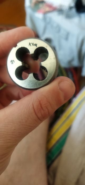 Продаю. Лерка  по металлу
