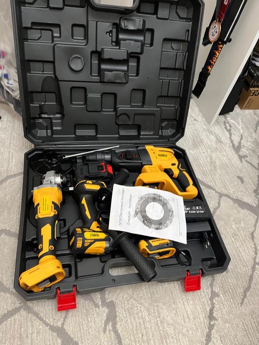 Набор электроинструмента DeWalt