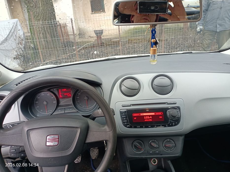Vând Seat Ibiza 6j