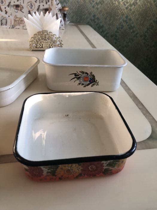 Судки эмалированные 80-х годов