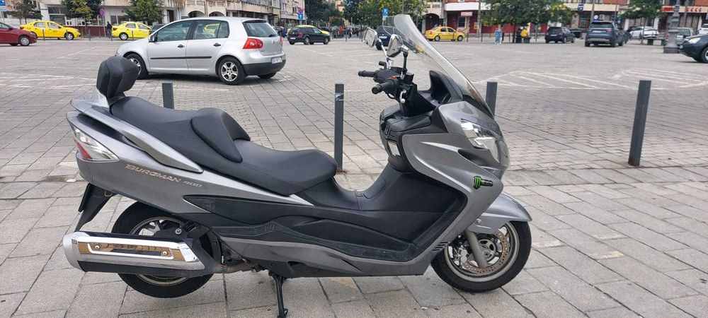 Suzuki Burgman 400 cc/ investitii majore/ vind\ schimb.