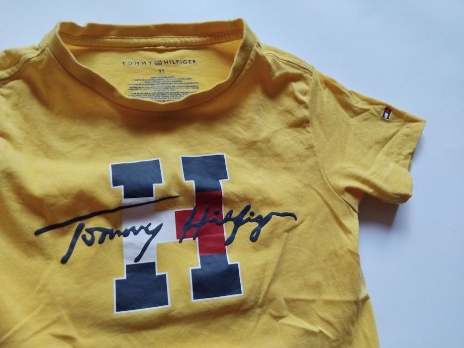Tommy Hilfiger 3 години детска тениска