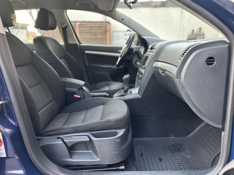 Skoda Octavia 2/Berlina/2.0 TDI 140cp 6+1 trepte/Euro5/2012/Proprietar