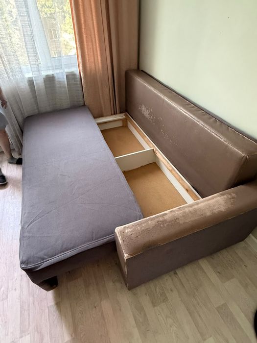 Продам диван сомовывоз