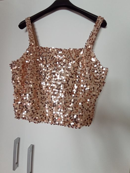 Top cu paiete auriu Sinsay