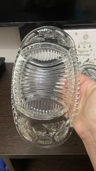 Продам хрустальные салатницы (вазы)Недорого!