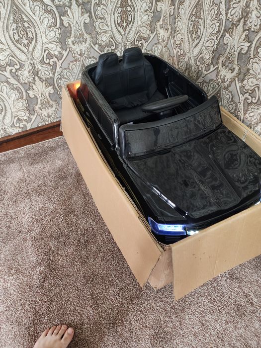 Bolalar uchun moshin. Toyotani kichik varianti.