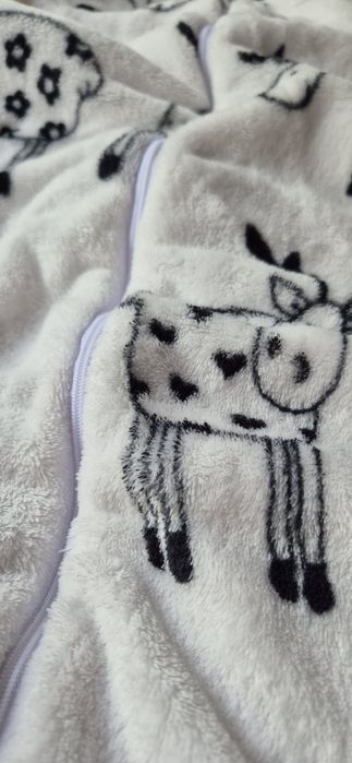 Sac de dormit cu picioare DESEDA - Pufos