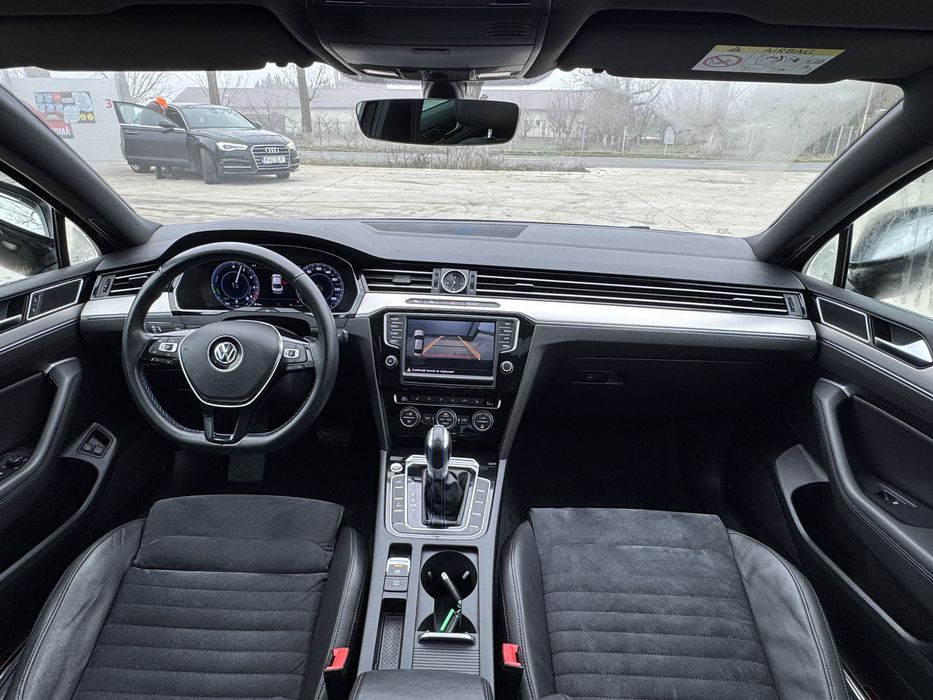 VW Passat Led/pano/camera/keyless/distronic/bord digital/rate/garantie