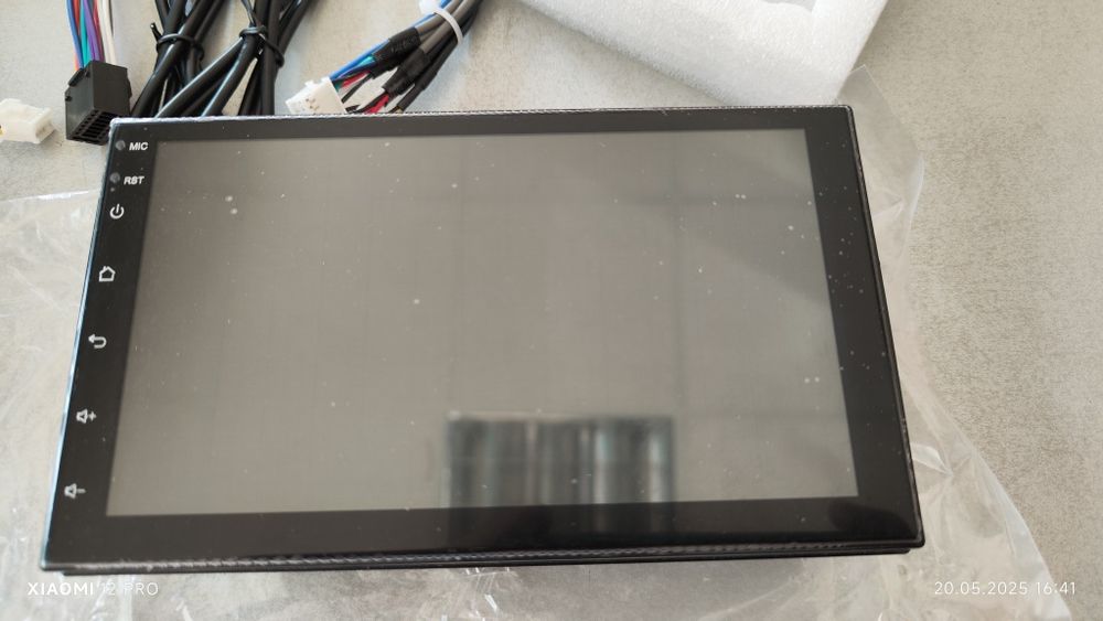 Radio mp3 cu android 2gb RAM 32G 9 inchB