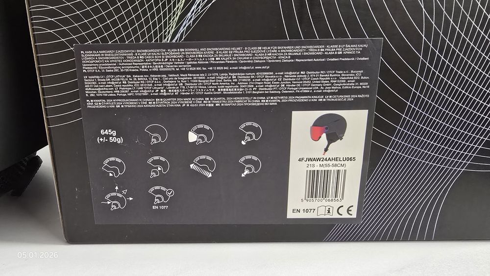 Casca 4F neagra cu viziera