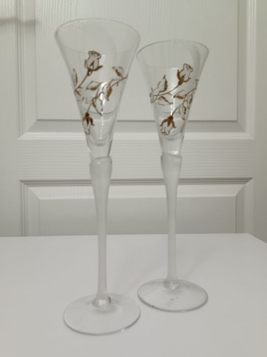 Сватбени чаши ръчно рисувани