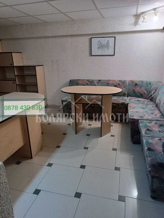 Дава се под наем Магазин в Велико Търново, Колю Фичето - 380 кв.м за 1920 € - Снимка #6