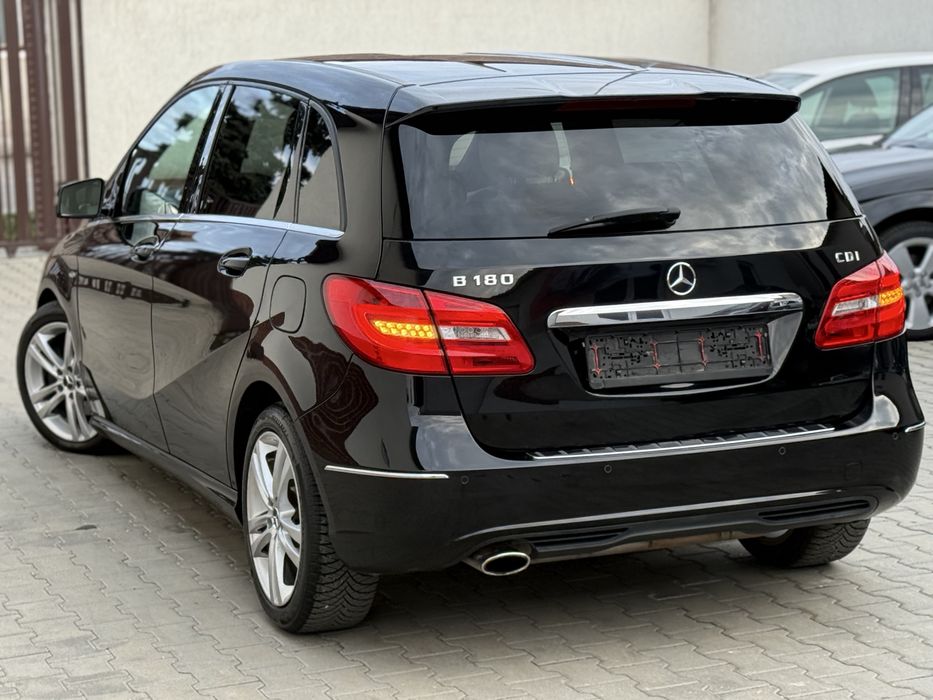 Vand Mercedes B-class An 2012 Motor 1.8 Diesel