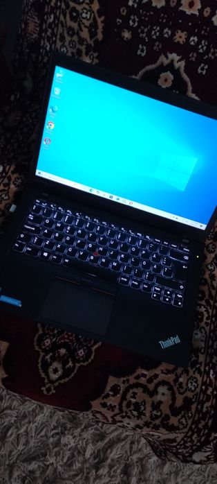 Vând leptop  urgent sau schimb cu iPhone