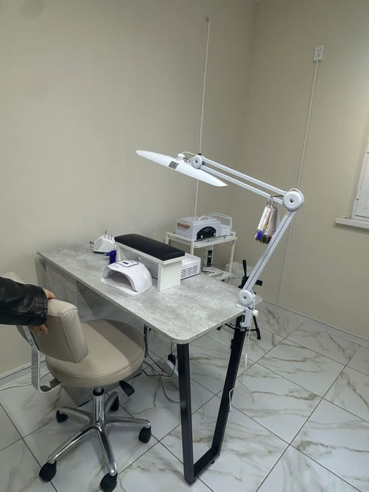 Сдаю рабочие места в салоне