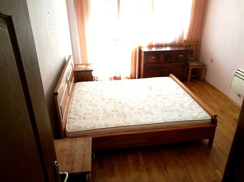 Дава се под наем Двустаен апартамент в Бургас, Възраждане - 68 кв.м за 200 € - Снимка #1