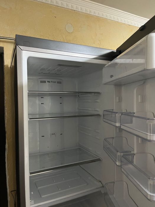 Продается холодильник Самсунг