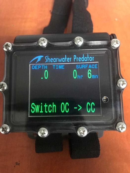 Computer scufundari Shearwater Predator  ca nou!