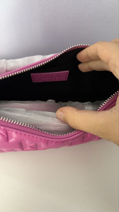 Karl Lagerfeld розова чанта