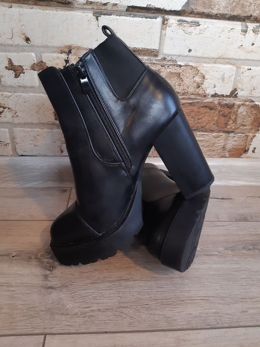 Велурени / кожени боти ботуши