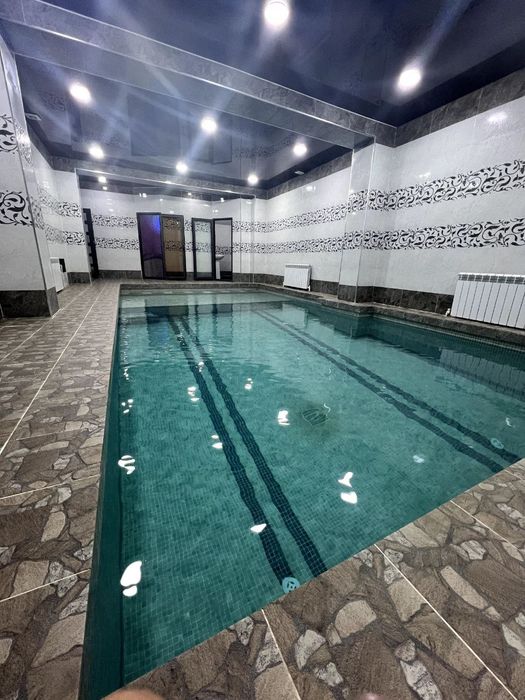 Дача 22 бочкани олдида.