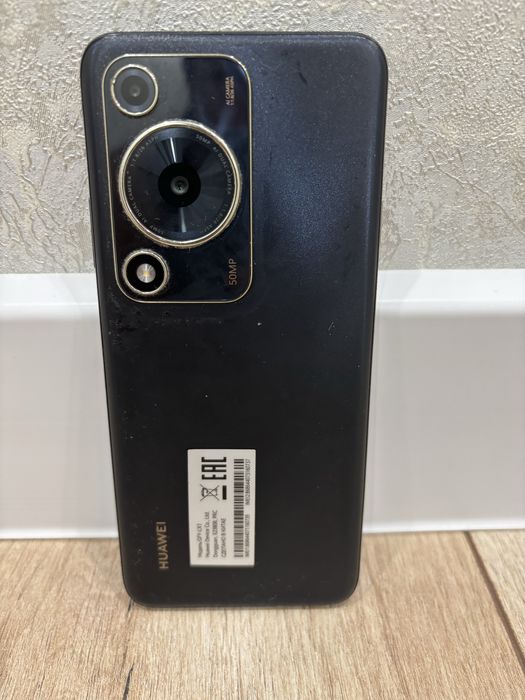 HUAWEI nova Y63,