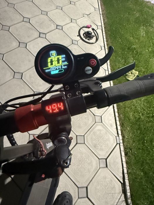 KUGOOM4PRO электро самокат