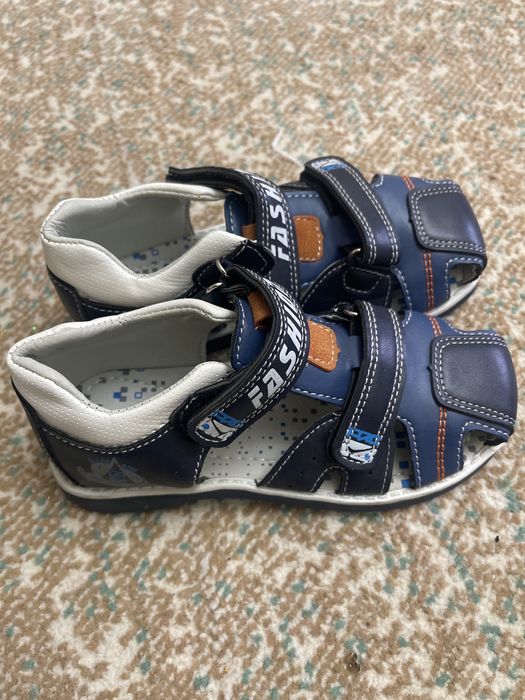 Продам сандали ортопед