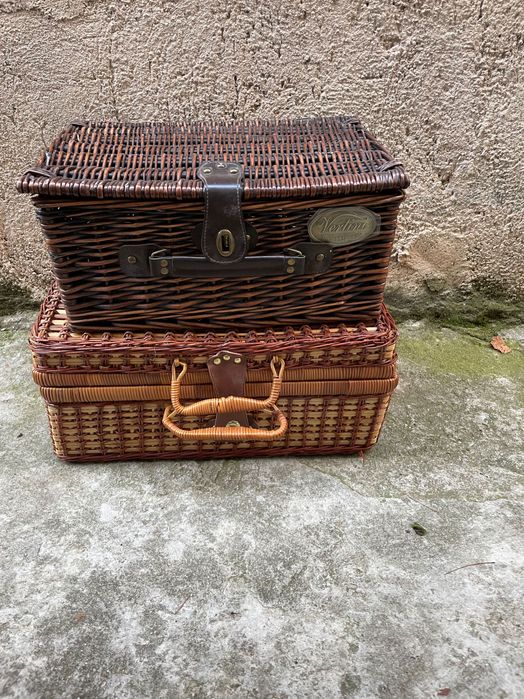 футьойл,табуретки,столове и ..