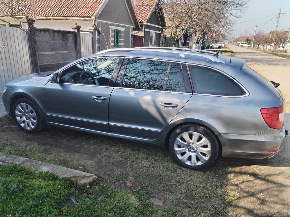 Vind Skoda Superb