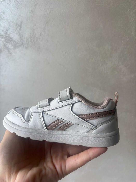 Детски маратонки Reebok номер 23.5