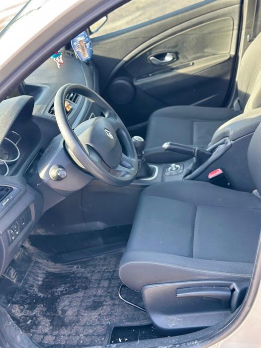 Vând Renault megane 3