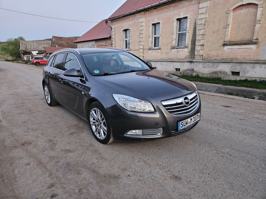 Opel insignia 2011