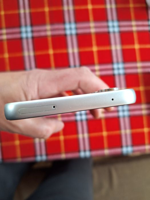 Електроника телефони