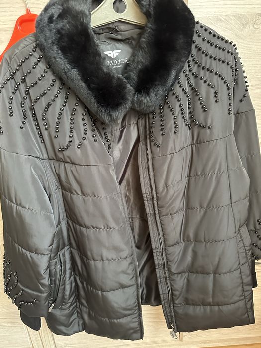 Продам куртку весна осень