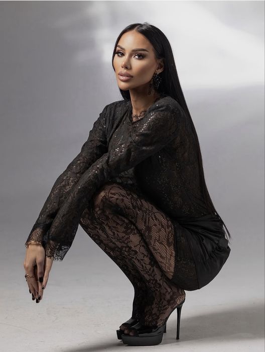 Luizabyml черна дантелена рокля