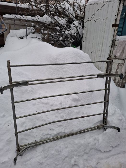 Продам багажник на авто