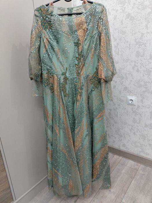 Платье вечерний  успейте приобрести